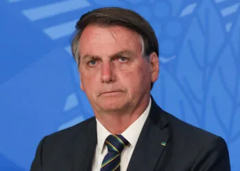 O que está por trás do novo boletim sobre Bolsonaro? Estado de saúde volta a chamar atenção após crises de soluços