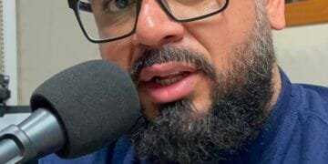 “Ainda não encontraram os R$ 50 bilhões”, diz Helom Guimarães ao cobrar transparência no caso Banco Master