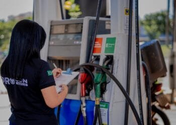 Etanol volta a ser mais vantajoso em Goiás e pode gerar economia na hora de abastecer