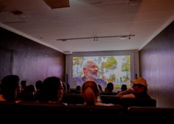 Projeto Quinta no Cinema exibe curta sobre criatividade e transformação nesta quinta-feira (23)