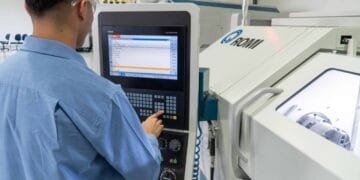 CNI: 97% dos industriais preveem impactos com redução da jornada de trabalho