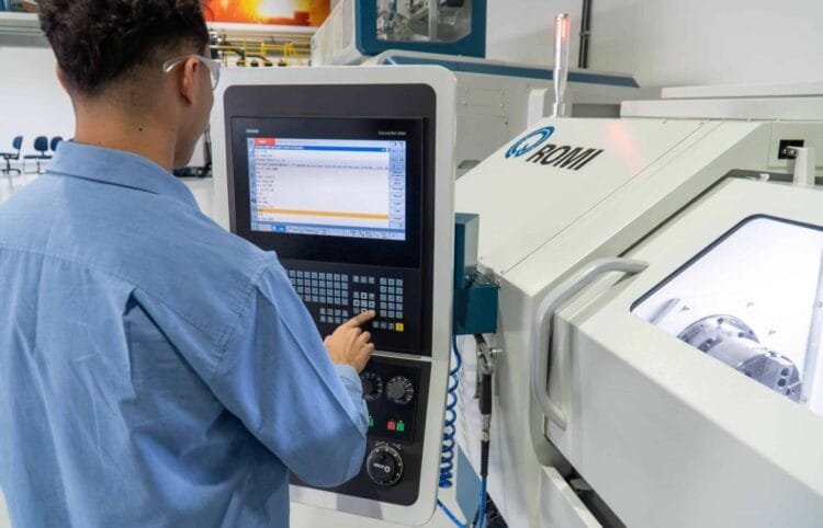 CNI: 97% dos industriais preveem impactos com redução da jornada de trabalho