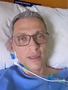 Mesmo sob ataques e longe da campanha, Gustavo Gayer mostra força e se mantém no jogo pelo Senado