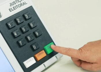 Viracasacas? Em 2022, 259 municípios votaram mais em Lula no 1º turno e em Jair no 2º