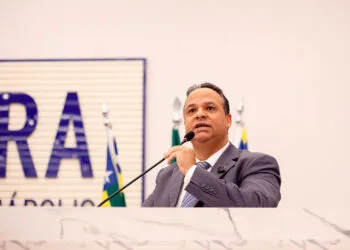 “Não há necessidade de ir a debates para se explicar”, diz Nilson Souza ao defender Daniel Vilela