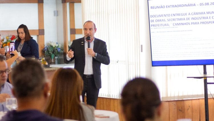 Luís Miguel avalia reunião com Thiago de Sá como positiva e diz que Prefeitura está sensível às demandas do Centro de Anápolis