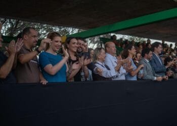 As comemorações acabaram, mas os bastidores políticos do desfile de Anápolis continuam