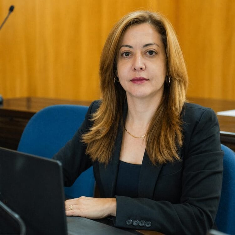 FAMA Educação destaca papel da advocacia no Dia do Advogado, e Louise Costa reforça importância da formação jurídica