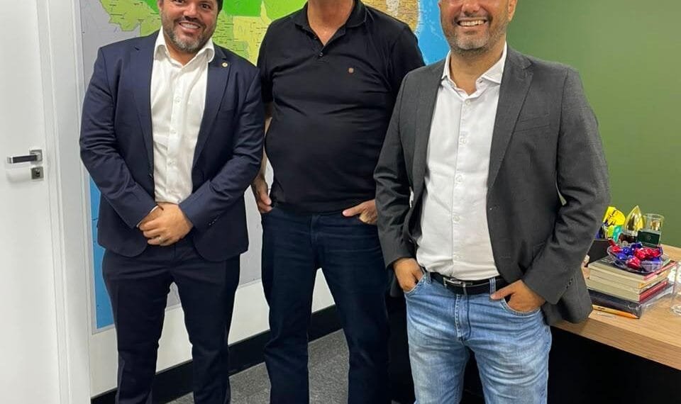 “Tenho muito orgulho de contar com esse apoio”, diz Major Vitor Hugo sobre Márcio e Carla