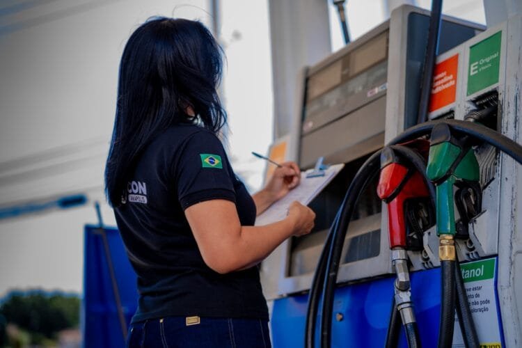 Pesquisa do Procon aponta variação de até 21,90% nos preços dos combustíveis em Anápolis