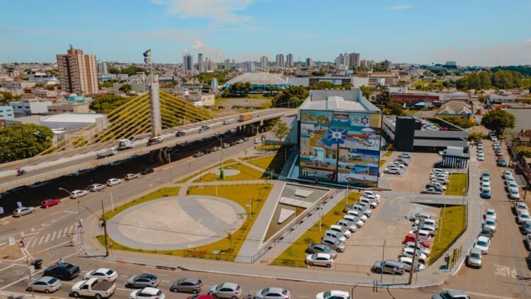 Prefeitura de Anápolis e UEG firmam parceria para melhorar investimentos públicos