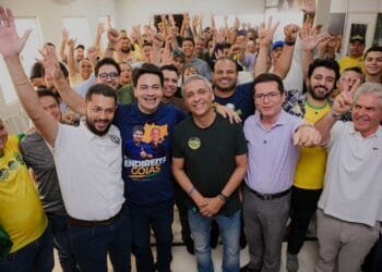 Em encontro nesta sexta-feira, Gayer recebe apoio de vereadores de 16 cidades de Goiás