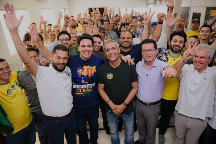 Em encontro nesta sexta-feira, Gayer recebe apoio de vereadores de 16 cidades de Goiás