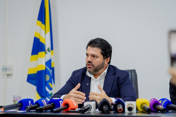 Márcio Corrêa anuncia integração de quase 400 câmeras e reforço da segurança em Anápolis