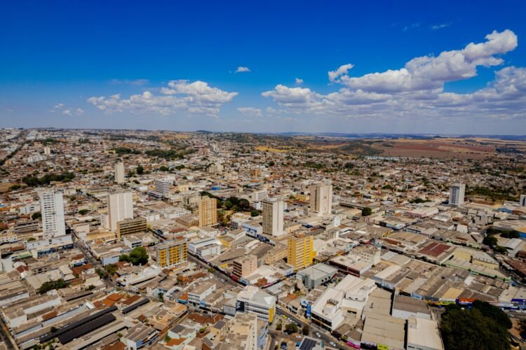 Anápolis abre mais empresas em sete meses de 2026 do que em todo o ano passado