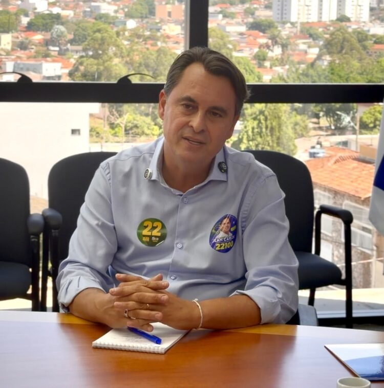 “São linhas políticas distintas”, diz Jean Carlos ao afastar vínculo com Dominguinhos do Cedro