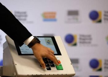 Eleições 2026: saiba como o eleitor pode fiscalizar a campanha e denunciar irregularidades