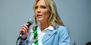 Real Time Big Data: Celina Leão tem 59% dos votos válidos no DF; Leandro Grass aparece com 41%