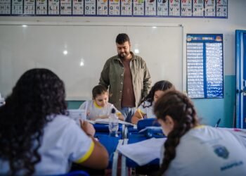 No Dia dos Professores, Prefeitura destaca investimentos e ações de valorização da categoria