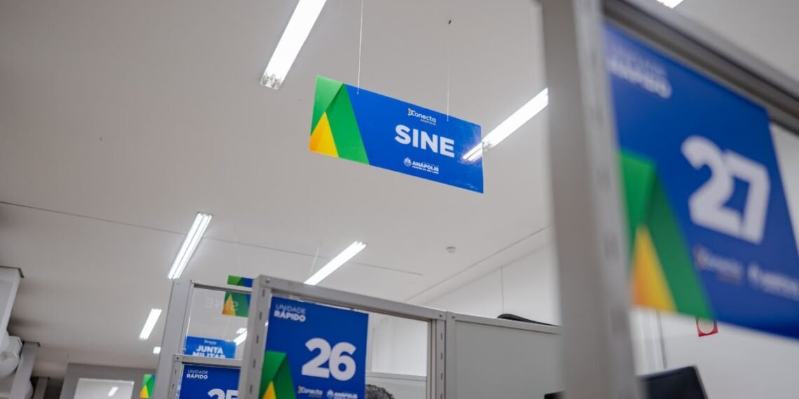 Sine de Anápolis oferece 697 vagas de emprego nesta semana; veja como se candidatar