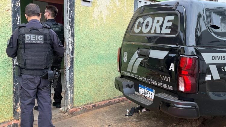 Polícia Civil mira organização criminosa que vendia drogas pelas redes sociais e cumpre 71 mandados em Goiás